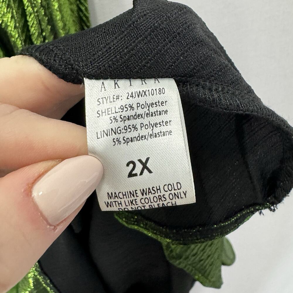 Akira Stay Radiant Metallic Maxi Womens 2X Green One Shoulder Pleated Gown Prom - Picture 13 of 14